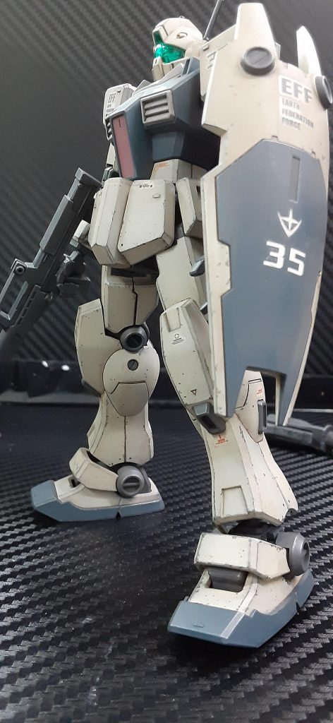 ジムライフルとジムカスシールド