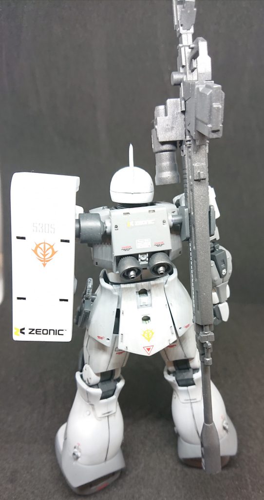 対艦ライフルもバックパックにマウントできるようにしました。