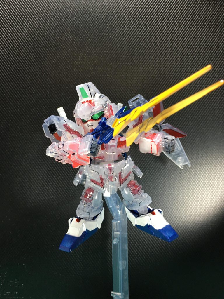 　SDらしく、オリジナルギミックは今も健在。アンテナをビーム・マグナムに装備したバヨネットタイプ。