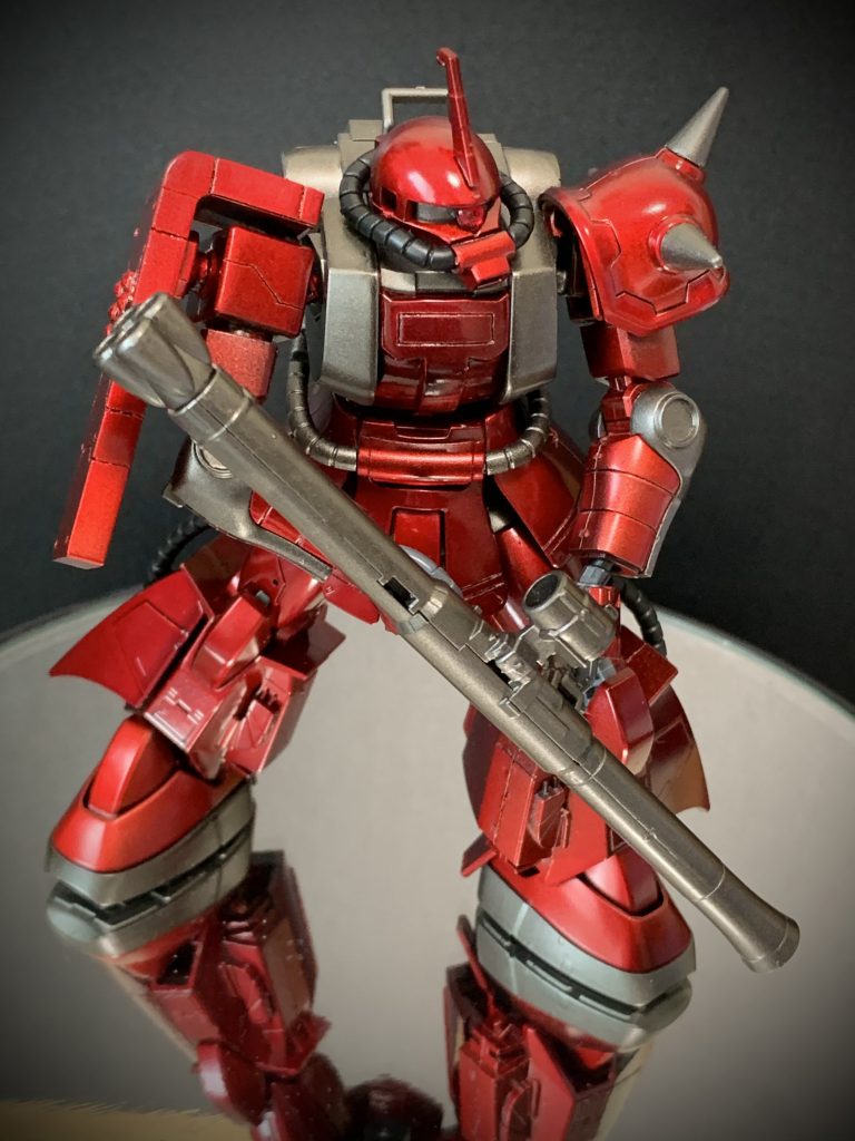 スジボリは…うん、わかってる。おっさんわかってるよ…。赤とガンメタで塗装。塗装ブースも投資して自作のオンボロブースをレッドサイクロンに置換！ちゃんと今後も末永く使える様に。妻が爆発しない様に。