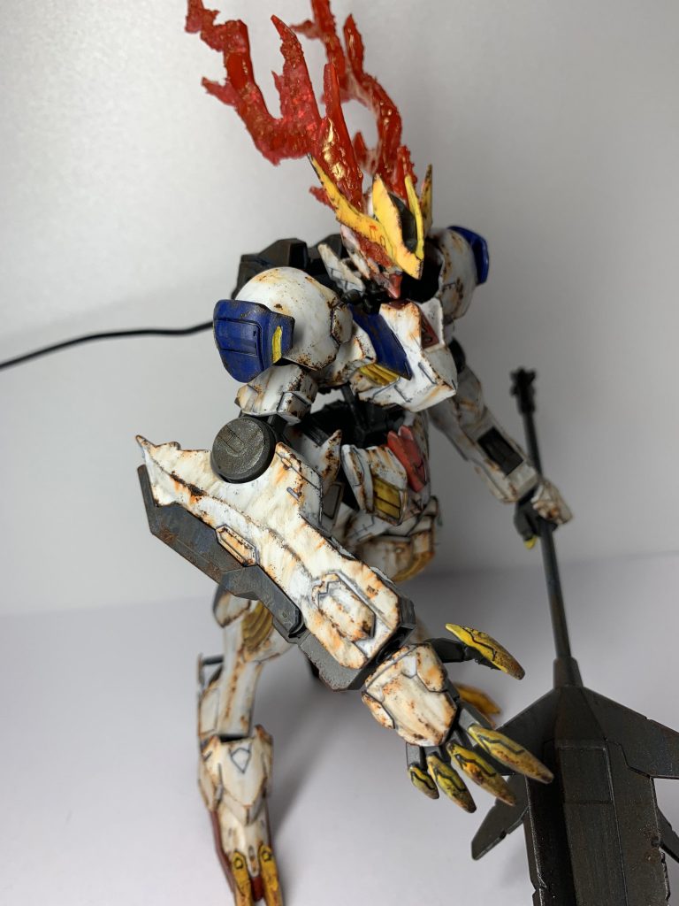 バルバトスルプスレクスの汚し具合です❗️ウェザリングにゎMr.ウェザリングカラーとウェザリングマスターとリアルタッチマーカーを使用してます٩̋(๑˃́ꇴ˂̀๑)✨