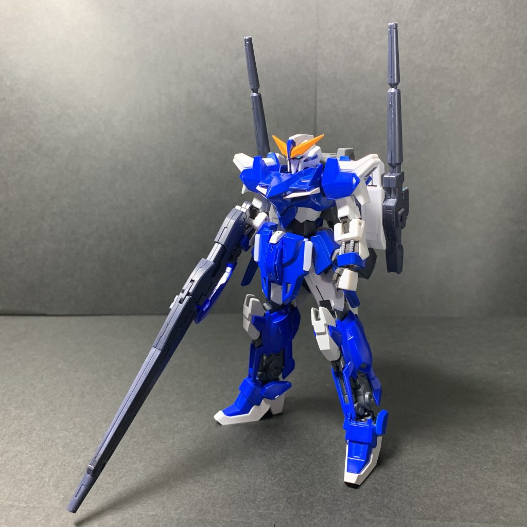 EZ-ノヴァガンダムEZ-ミノルと合体した状態。スラスターが4基増設されるため機動性が向上する他、ホバー移動が可能となる。