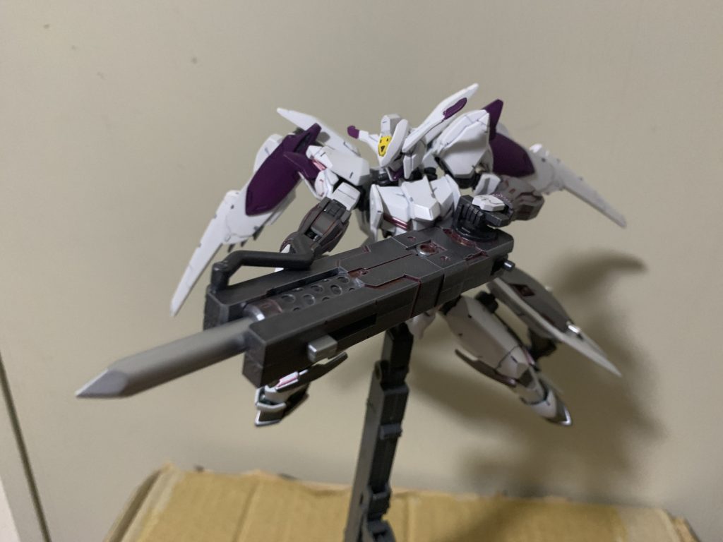 アピールポイントに入りきらなかったので追記…試作型ダインスレイヴ「シュツルムファルケン」はオプション武装として作戦内容によって装備される。1発限りとはいえ禁忌の武装であり、専用弾の使用は禁止されているため基本的には通常弾の使用を想定している。