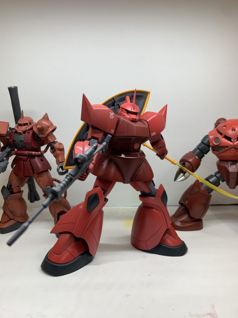 やはりシャア専用はカッコイイ。