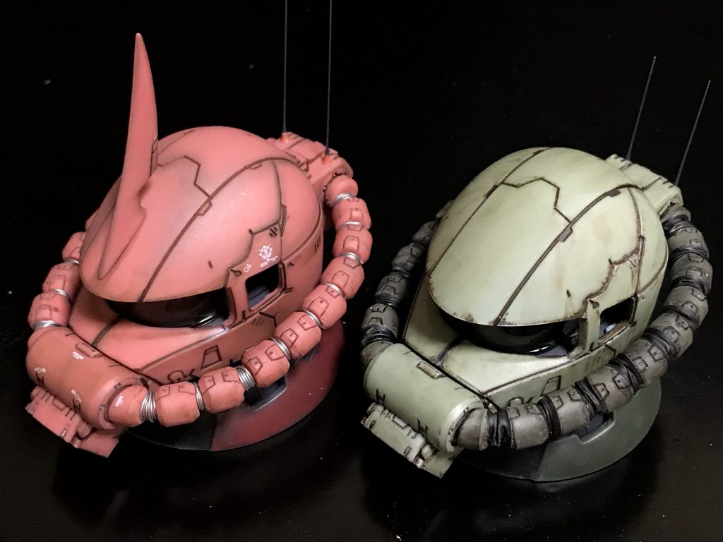 シャアザクと並べて。あぁ、満足です!(^^)