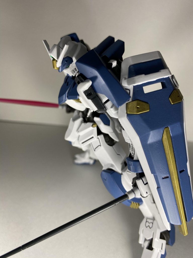 【対ビームシールド】装甲の設定的には必要かどうか微妙なところですが、やっぱりデュエルにはこのシールドが似合うのです。ASの構想も既にあるのですが、それはまたパーツが集まり次第作っていければと思っています!