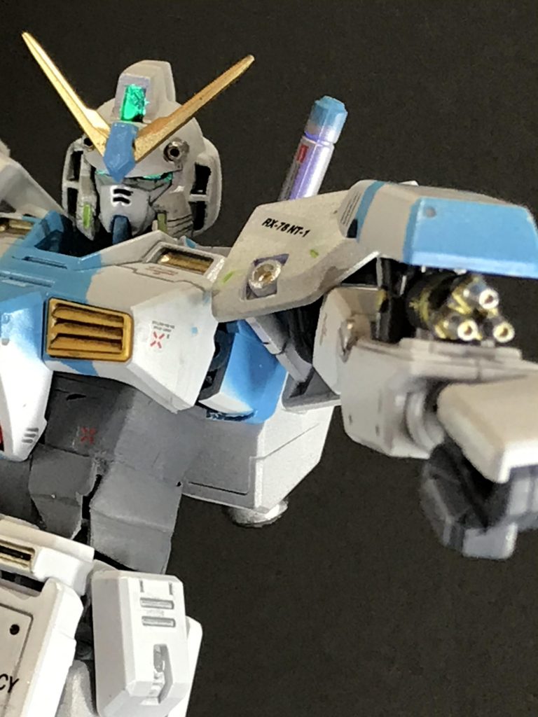 アレックスといえば腕部60mmガトリング。