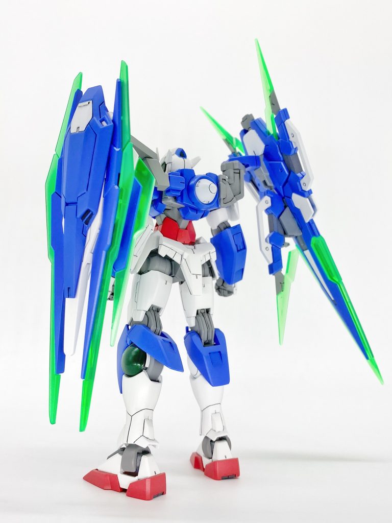 赤い部分が、写真だと赤く見えてますが、デザイナーズっぽくピンク寄りに塗ってます