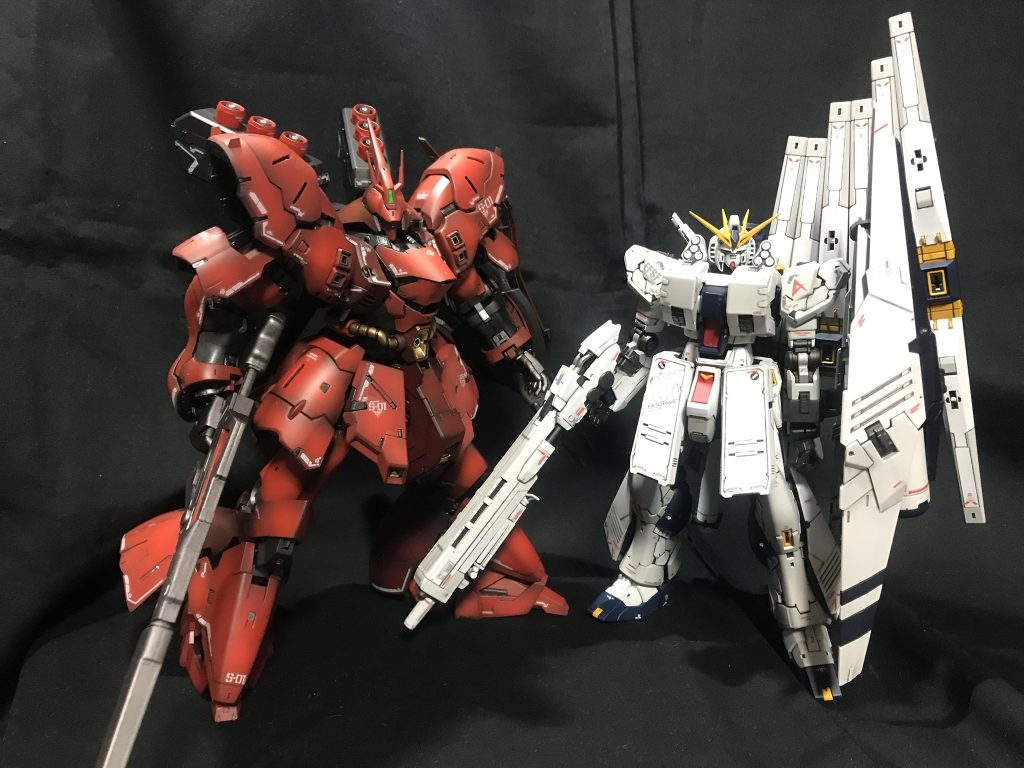 先日制作したRGサザビーとツーショット 