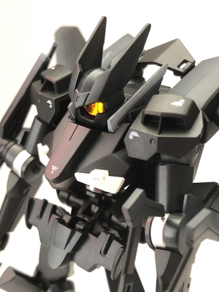 何も弄ってませんが、塗装する際にシルバーを足してます。