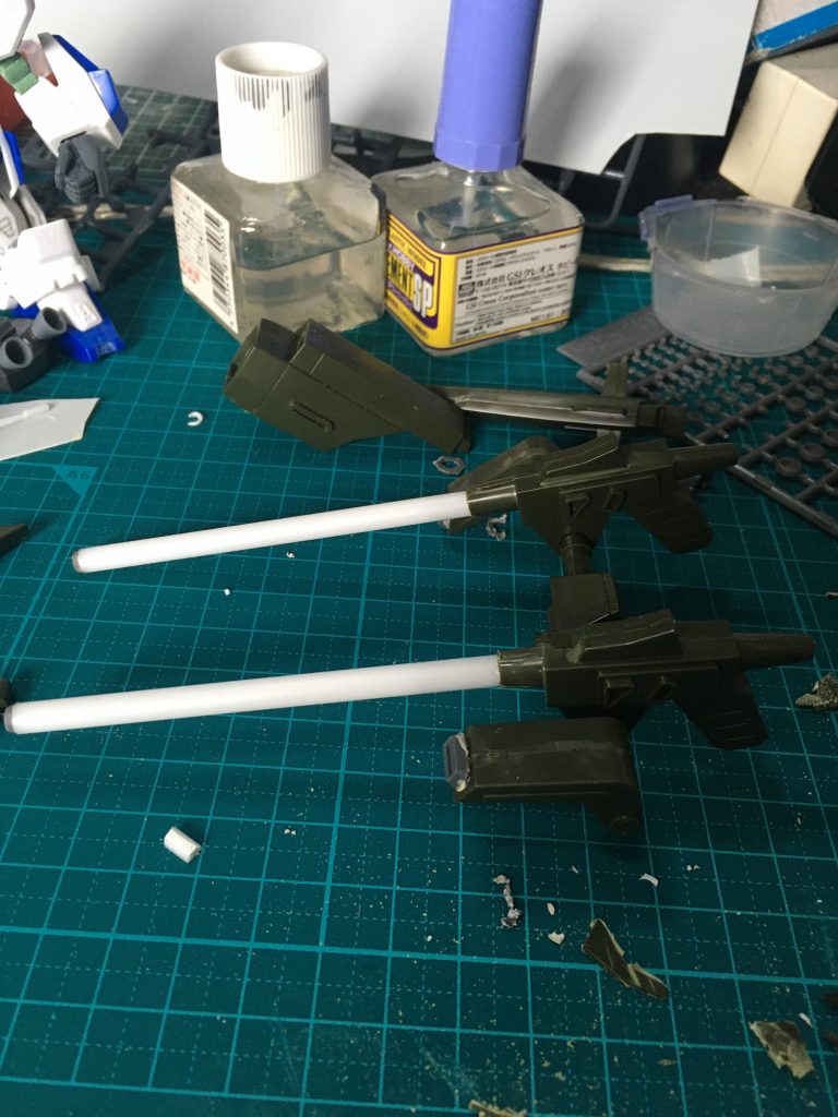 砲身はプラパイプで作り直しました