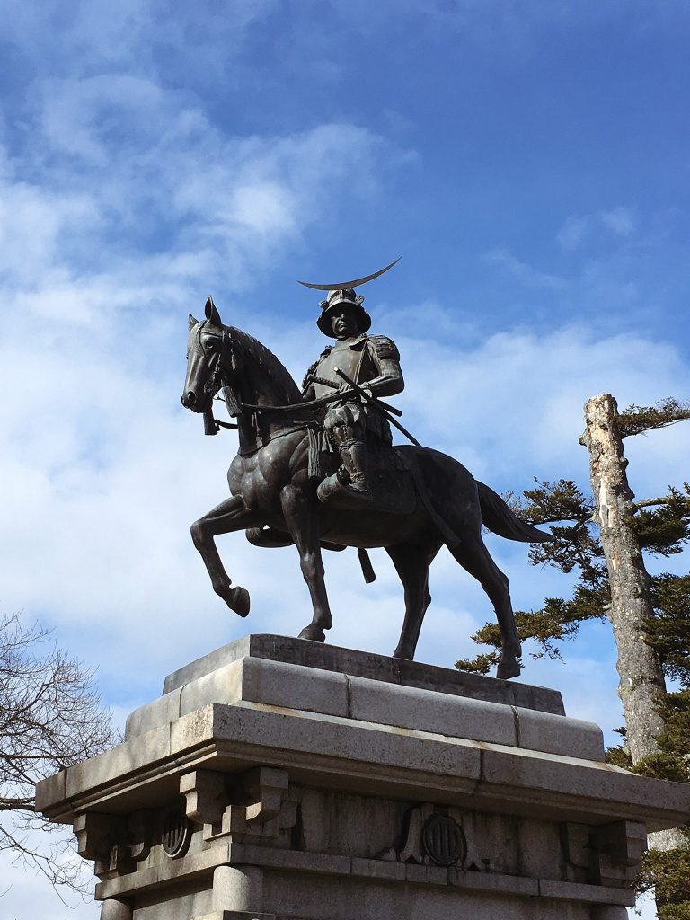 今回の伊達政宗頑駄無で、SD戦国伝・武神降臨編キット全8体コンプリートする事が出来ました。