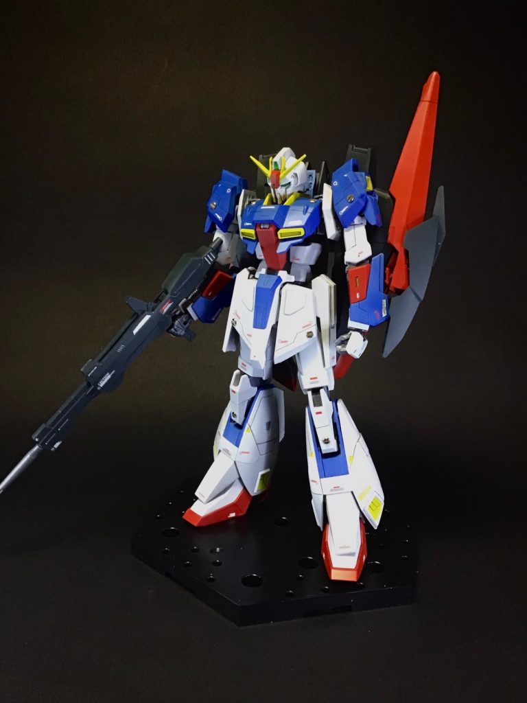 延長したのは首・腕・太もも・腰の前部分になります。特に首はそのままだと頭が全く動かなかったので延長したお陰で上下左右に動かせるようになりました。