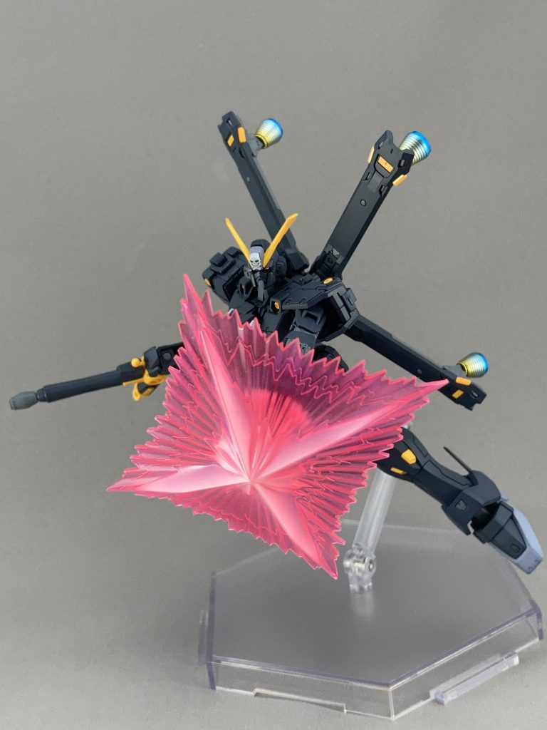 ザンバスターとビームシールドビームのエフェクトは凸部にホワイト吹いてます。