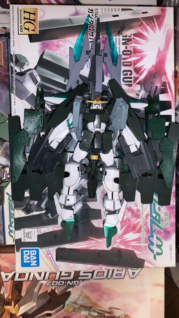 裏面は、妥協した、、、後付の機能なので、仕方ない、、、足の方は、MGのキュリオスを参考にしたつもり