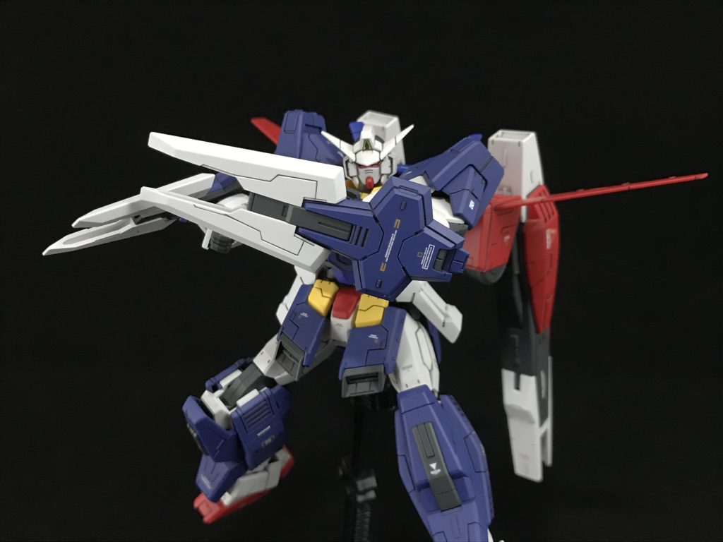 筋彫り、プラ片貼りを普段より多めに