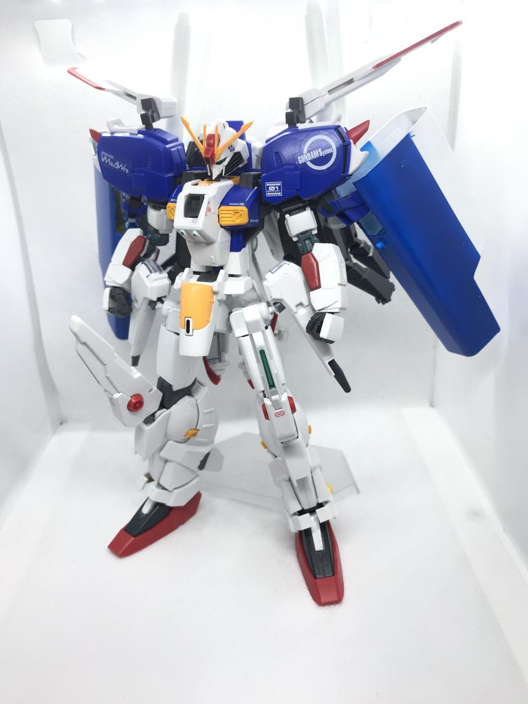 顔・ビームキャノンは旧キットから持ってきました