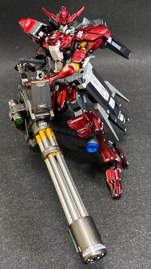 ほんとは大きいガトリング砲構えたのメインにしたかったんですが写真だと小さくなってしまったので却下( ;∀;)ヴィダールにガトリングってかっこいいと思ったんですけどね