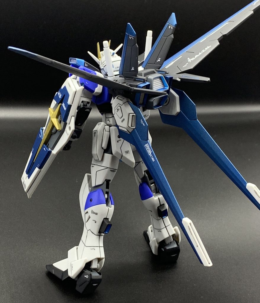 バックパックもガッツリ青w