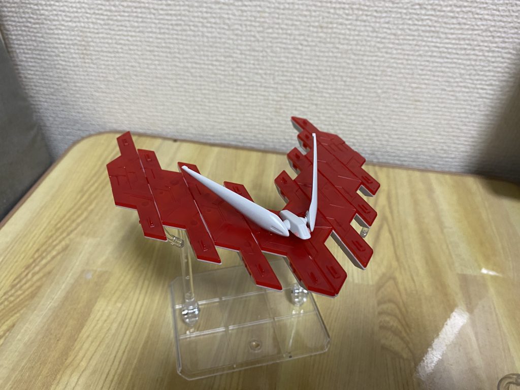 サイコプレート、月のテーマを意識するためまるごとムーンガンダムから貰ってきました。