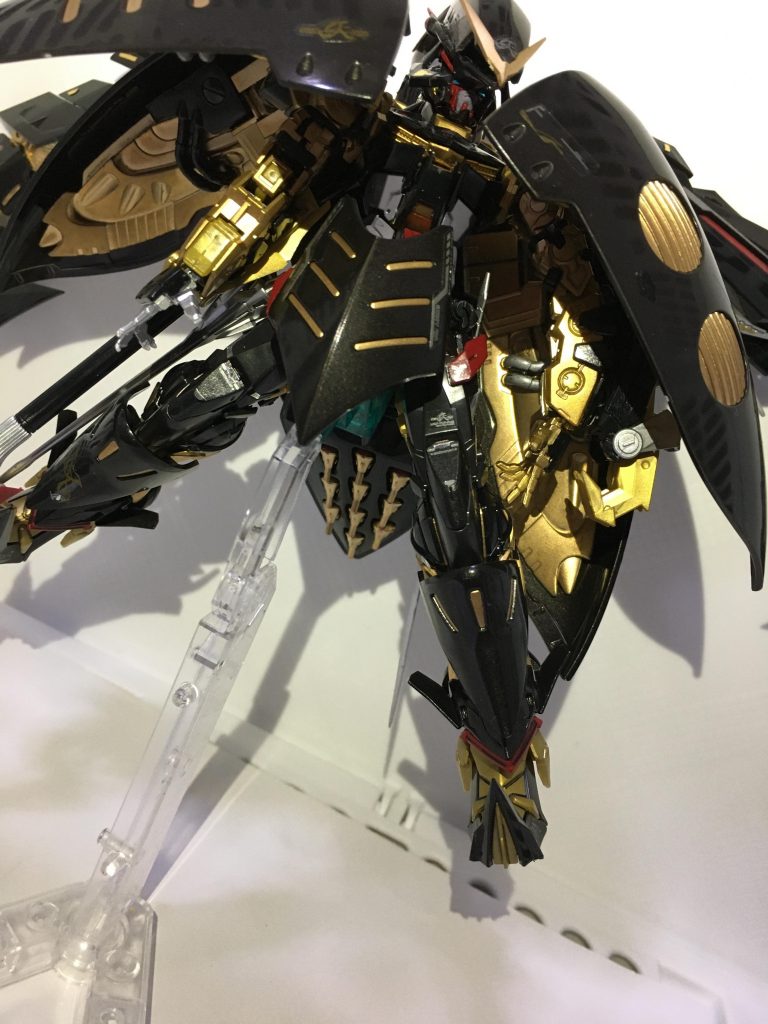 もちろんファンネルも装備しています。