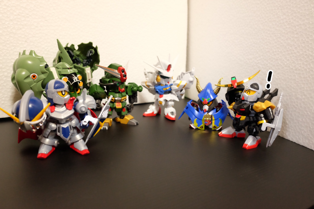 真悪参:ねえ、こうしたら私たちって、すごくそっくりだよね!騎士:おー、そうだな!