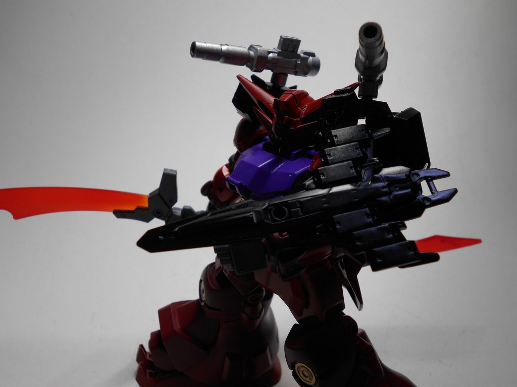 武器切り替えつつの構えポーズ（？）