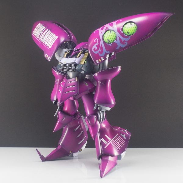 ナミエ・アムロ専用キュベレイ