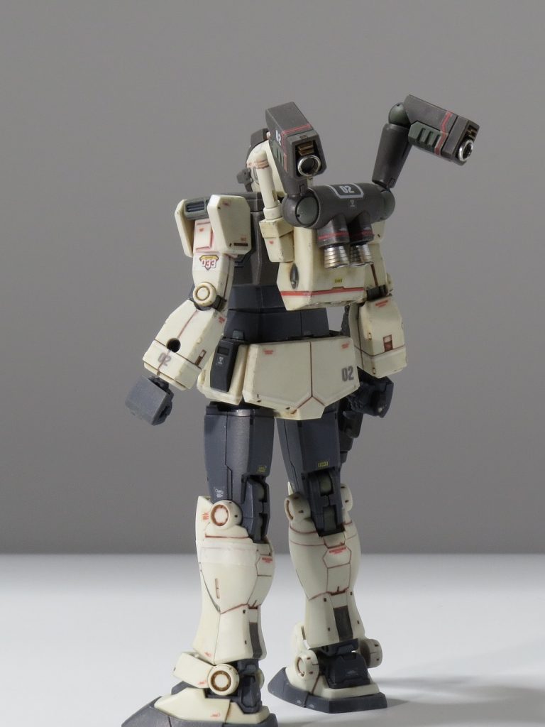 ドライブラシはクレオス8番、ウェザリングはガンダムマーカーです。