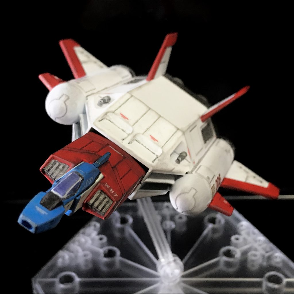 1982年発売のキットながら、完璧な造形です。