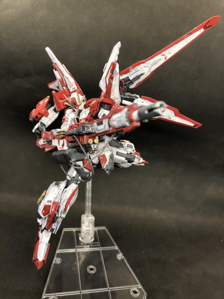 ファローヴェセル(遠矢の器)大口径のビーム砲。艦隊のビーム砲をも凌駕する威力。