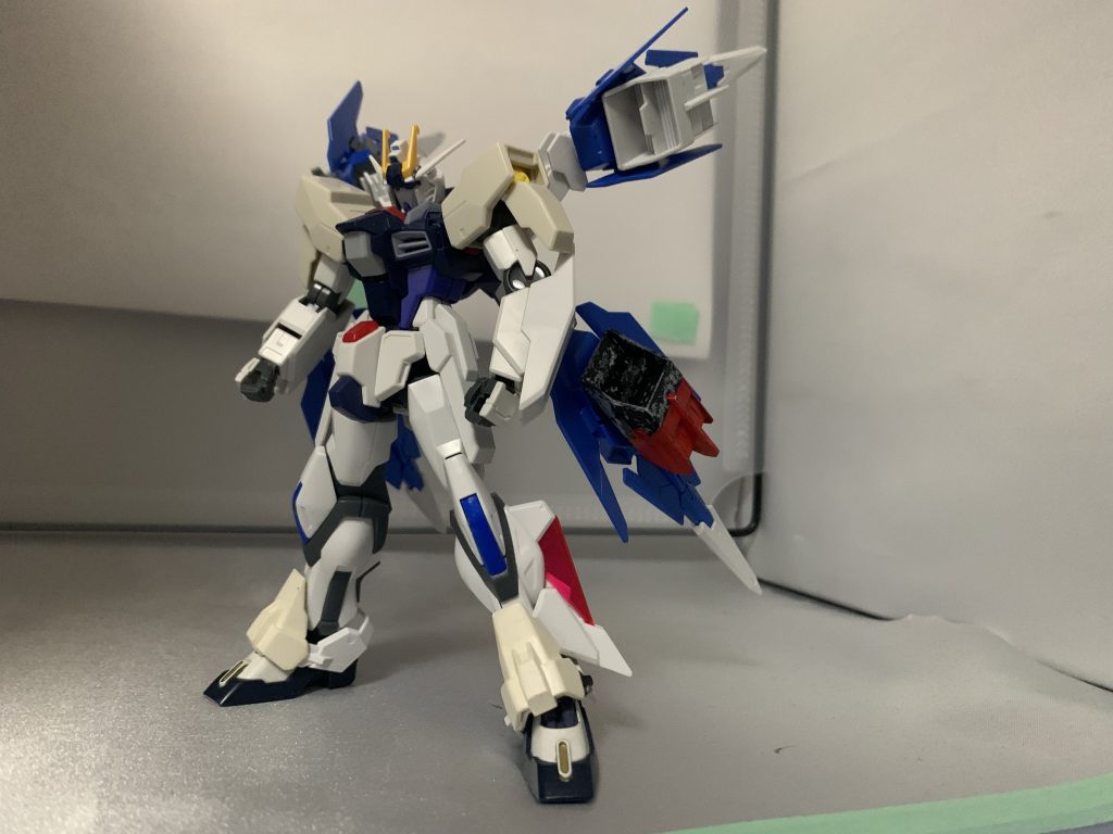 初期案色々検討中でしたが、00系の腕を使ったり、胴体はアメストフリを使うのは決めてました。