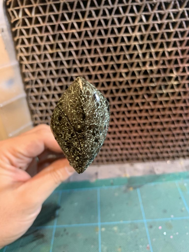 なんどやってもうまくいきませんでした・・・ダマスカスを塗装でやるのは無理かなぁ？