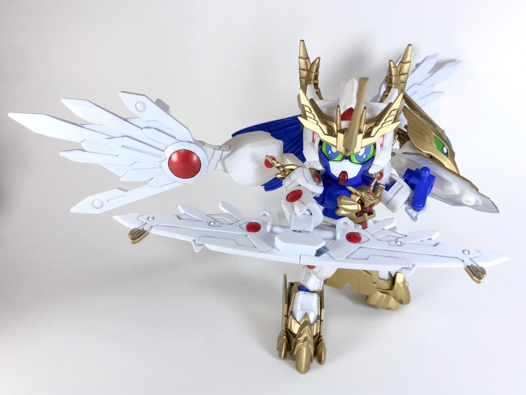 コアガンダムⅡ・イージスナイト・ウォドムポッド+・エクスヴァルキランダーをそれぞれ丁寧に基礎工作し劇中のイメージに寄せています