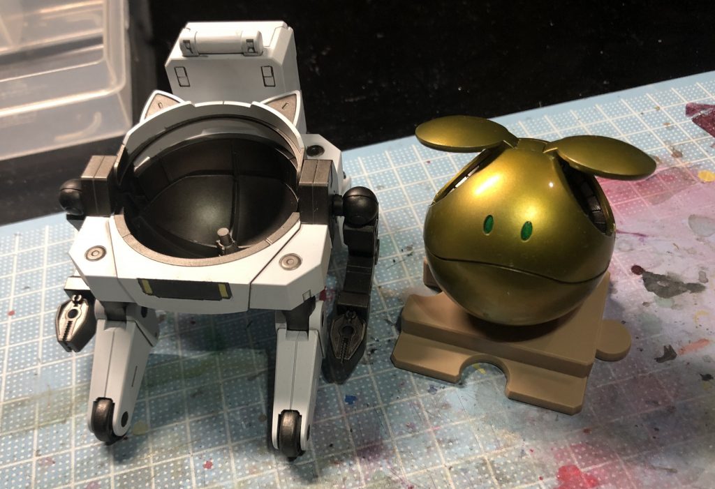 ちゃんと分離可能(ちょっと底面と外す時に持った部分の塗装ハゲるけど)