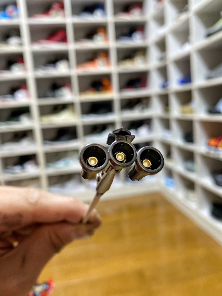 バーニアの内側はゴールドにしてみました！