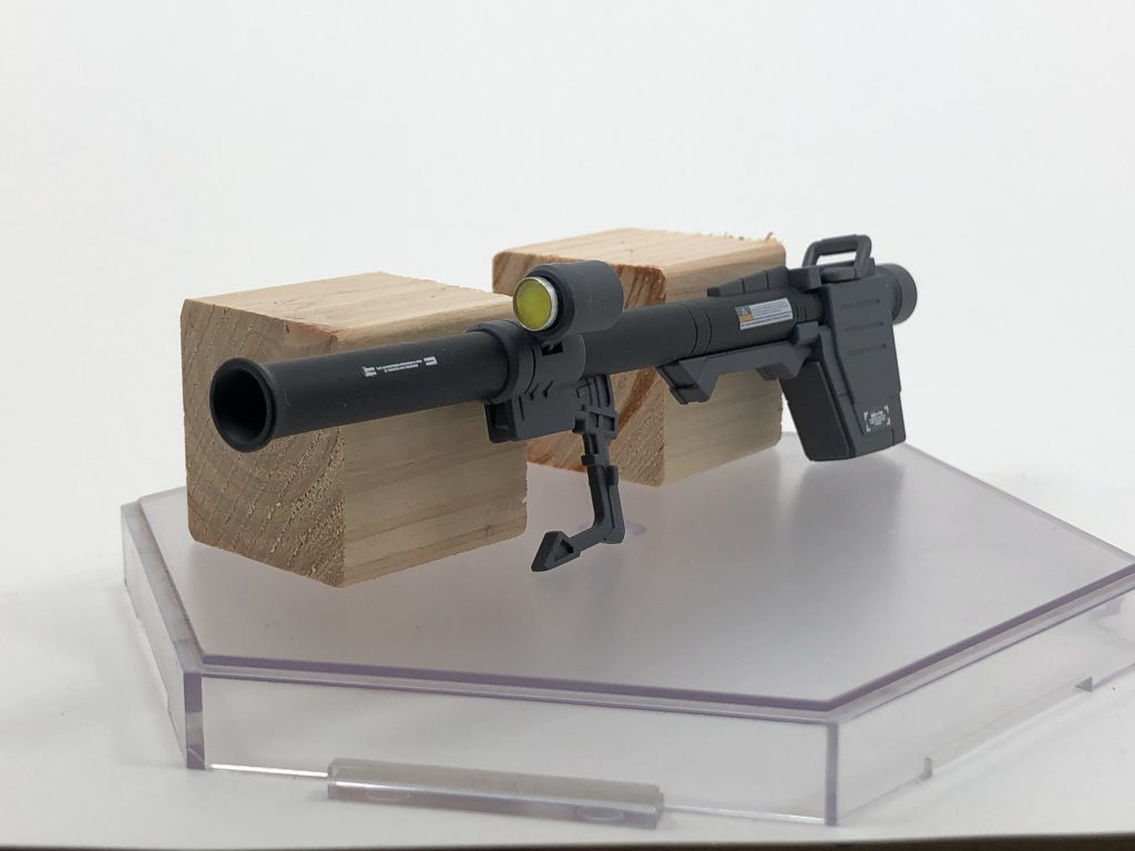 ハイパーバズーカは、後ハメ加工をしてつなぎ目を消しています。