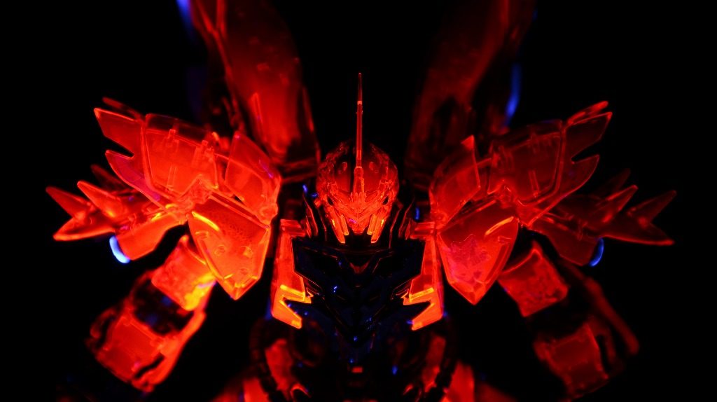 制作工程、発光具合はYouTubeでご覧頂けます