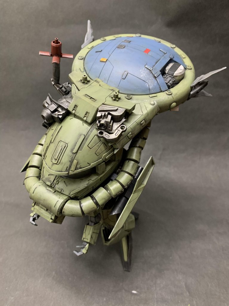 赤いのはファンネルじゃありません！アンテナです。ラジオ聴けます。