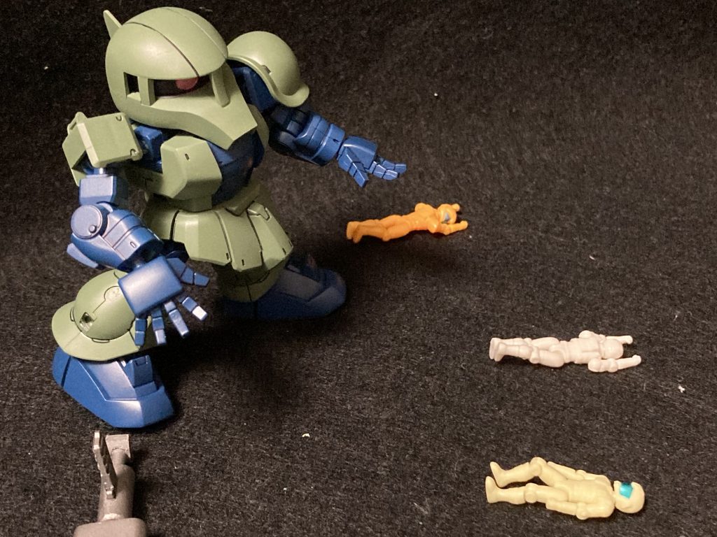 「私は…知らなかった…毒ガスだなんて知らなかったんだよぉぉお！！！」ということでSDCS旧ザクでした！閲覧ありがとうございました！！