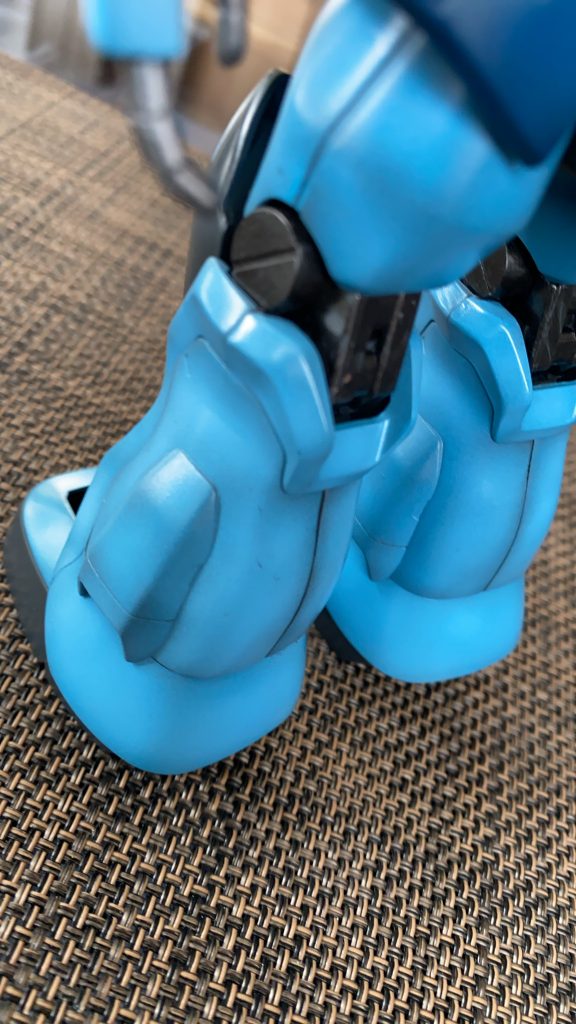 エアブラシ全塗装でグラデーションに挑戦してしましたが、もっとエッジの下地を遺した方が良かったですかね😅