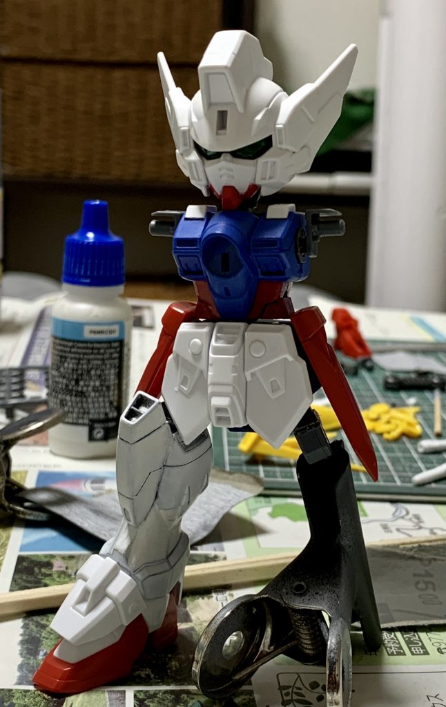 足のバランス確認。股関節の軸が下すぎると思ったので下げてみることに。