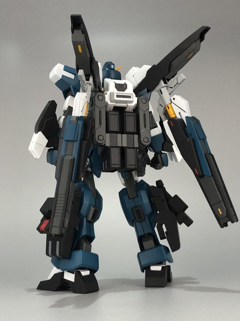 まずはフロント&バックのショット