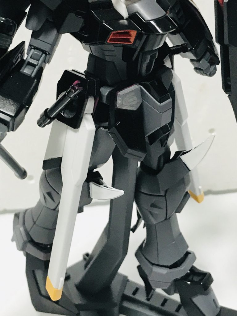 MGX-2235 カリドゥス複相ビーム砲MMI-M15E クスフィアス3レール砲MA-M02G シュペールラケルタビームサーベル・ストライクフリーダムの物と特段に変化はない。