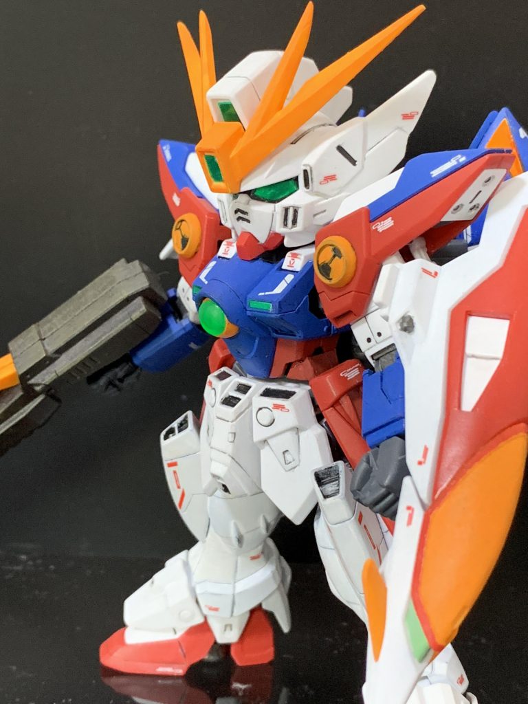 塗装はフラットブルーとライトオレンジにファレホを使い、レッドはMr.ホビー。白はマルチホワイトでフィルタリングにとどめてます。