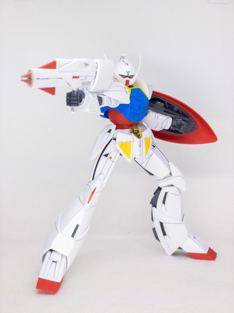 ビームライフルを構えて。