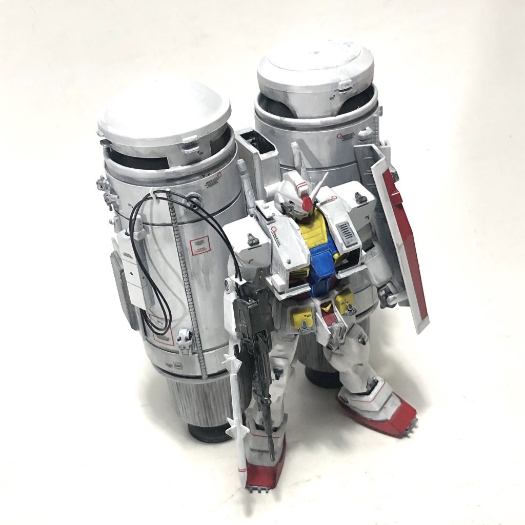 ななめキットのプロポーションは特に直さず、股関節をアルミ線化と顎を引いた位置に首を修正