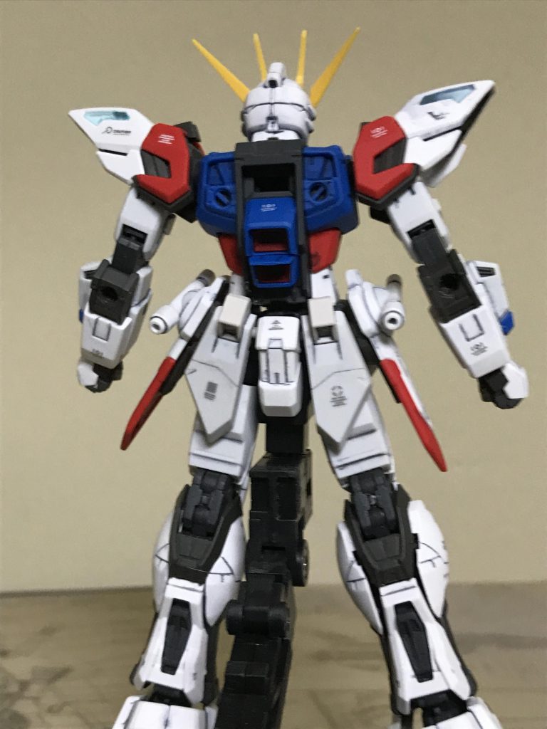 ビルドブースターは 別のガンプラに 使用するので 今回は 組み立てませんでした。