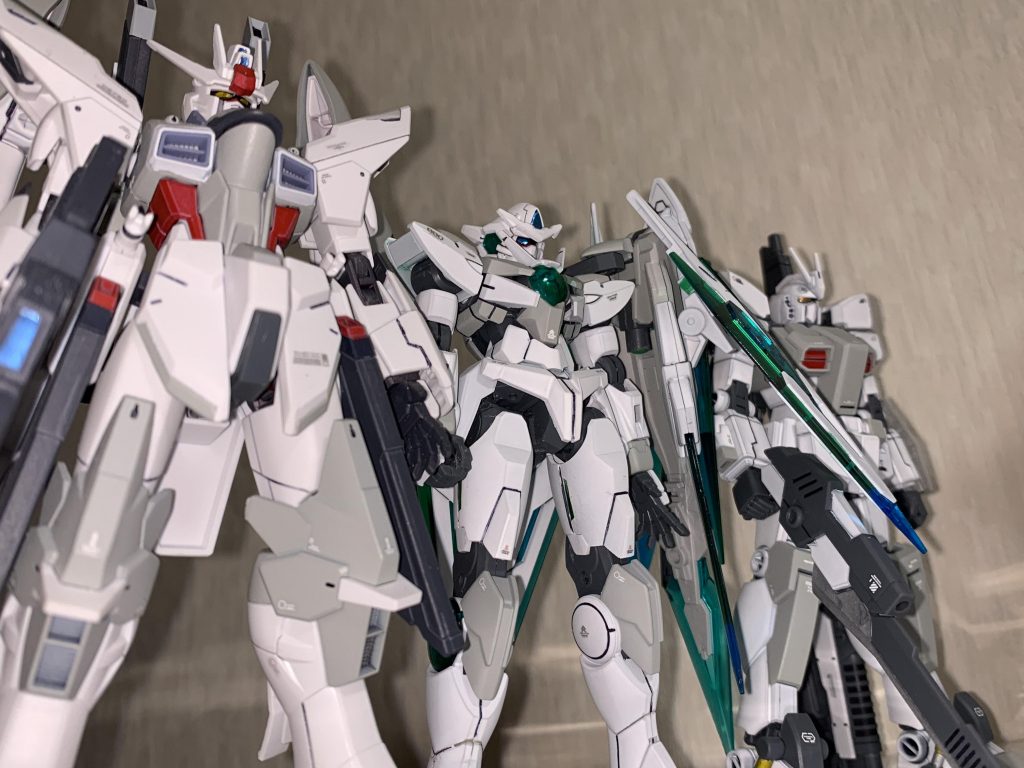 最後にエクセリオン、エストレアと一緒にマイカラー機体も遂に3機になりました