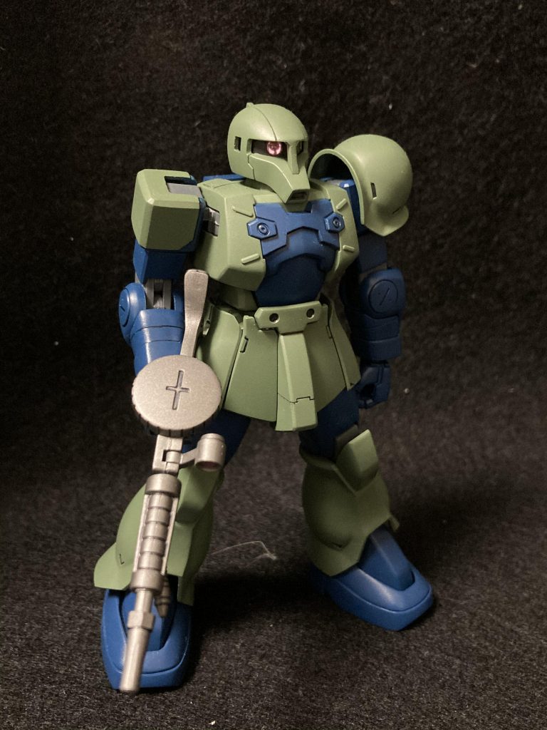 余剰塗料の消費も兼ねて作成したこの旧ザク…なんと自宅のマウンテンサイクルから素材を掘り出して製作した背景があります( ˙꒳​˙  )掃除しろ